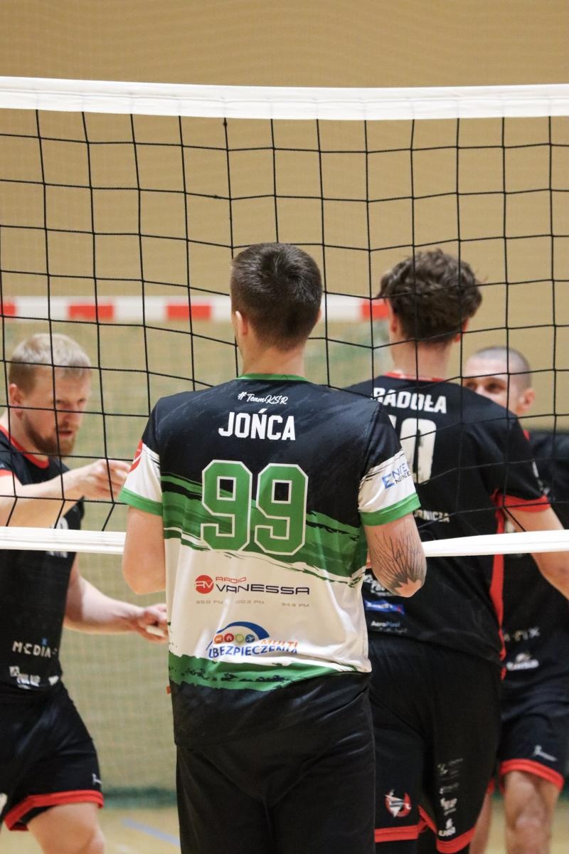 Zdjęcie w galerii na portalu naszraciborz.pl: Choć z liderem przegrali, do fazy play-off awansowali [FOTO] wiadomości z regionu