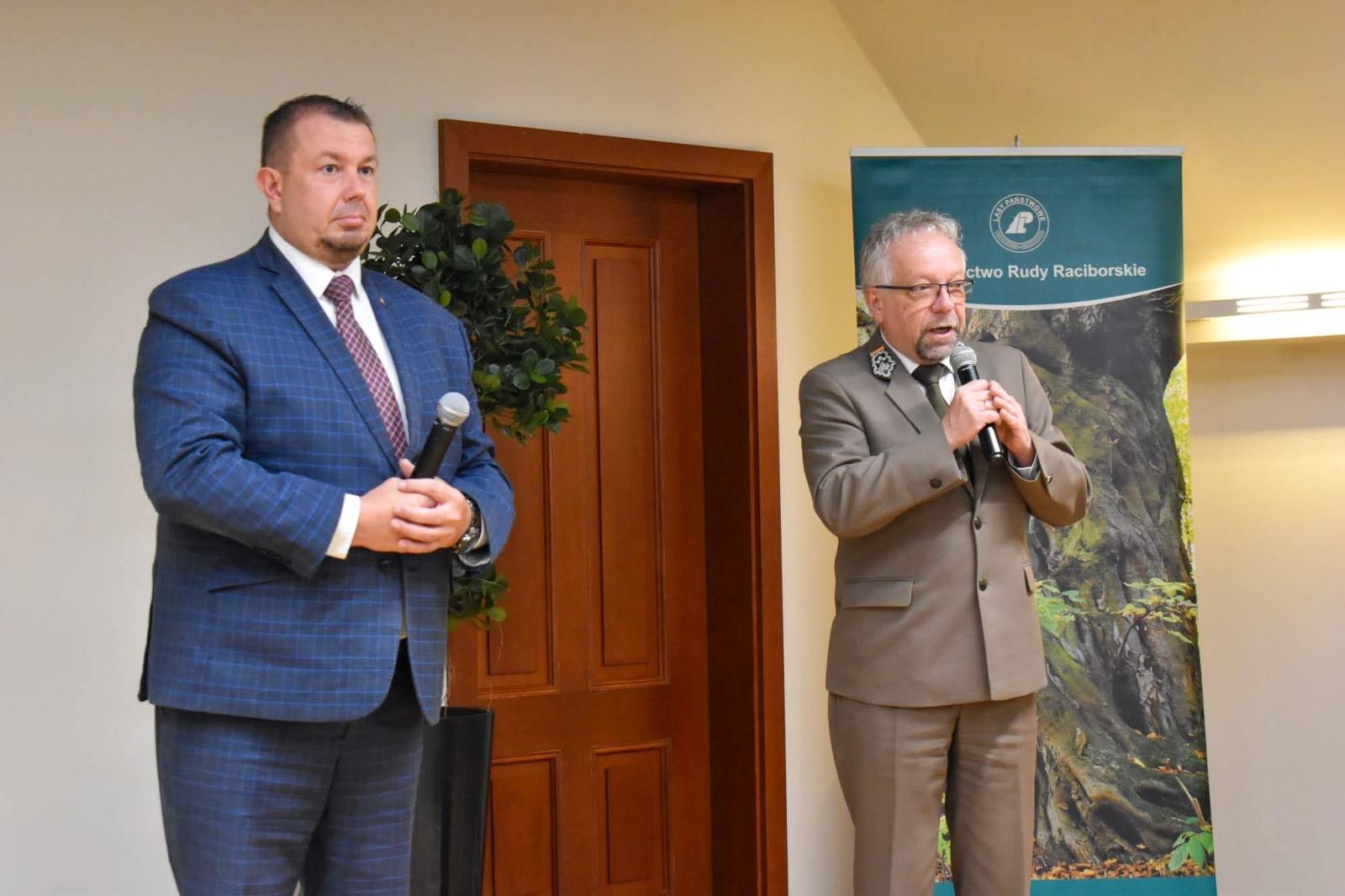 Zdjęcie w galerii na portalu naszraciborz.pl: Zamek Piastowski i Nadleśnictwo Rudy Raciborskie rozpoczynają współpracę wiadomości z regionu