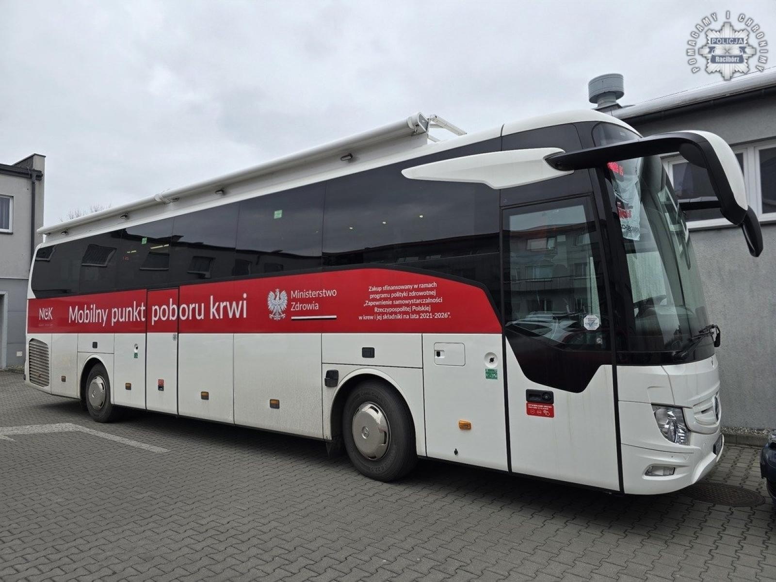 Zdjęcie w galerii na portalu naszraciborz.pl: Policjanci oddali krew – bezcenna pomoc dla potrzebujących wiadomości z regionu