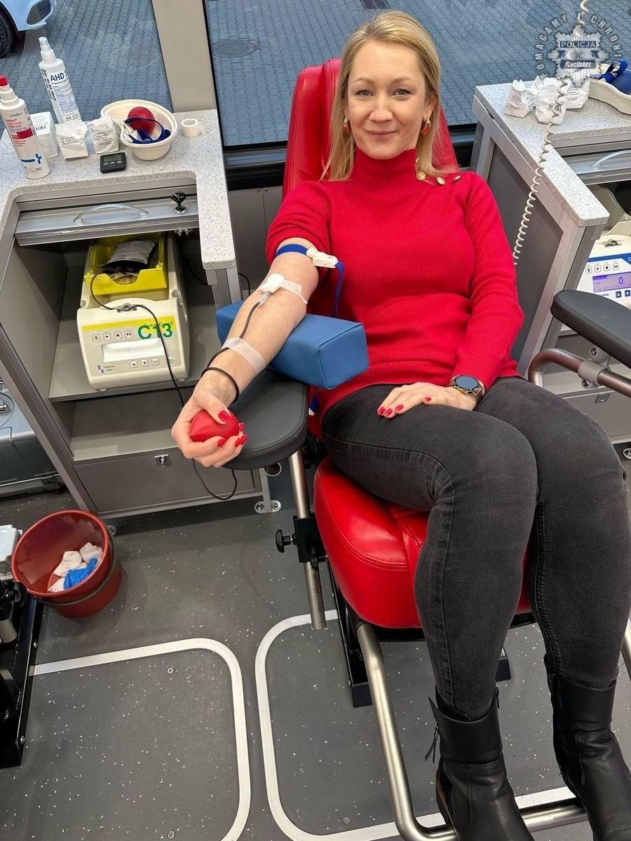 Zdjęcie w galerii na portalu naszraciborz.pl: Policjanci oddali krew – bezcenna pomoc dla potrzebujących wiadomości z regionu