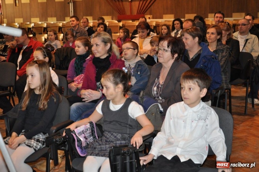 Zdjęcie w galerii na portalu naszraciborz.pl: Najmłodsi zasiedli w studenckich ławach wiadomości z regionu