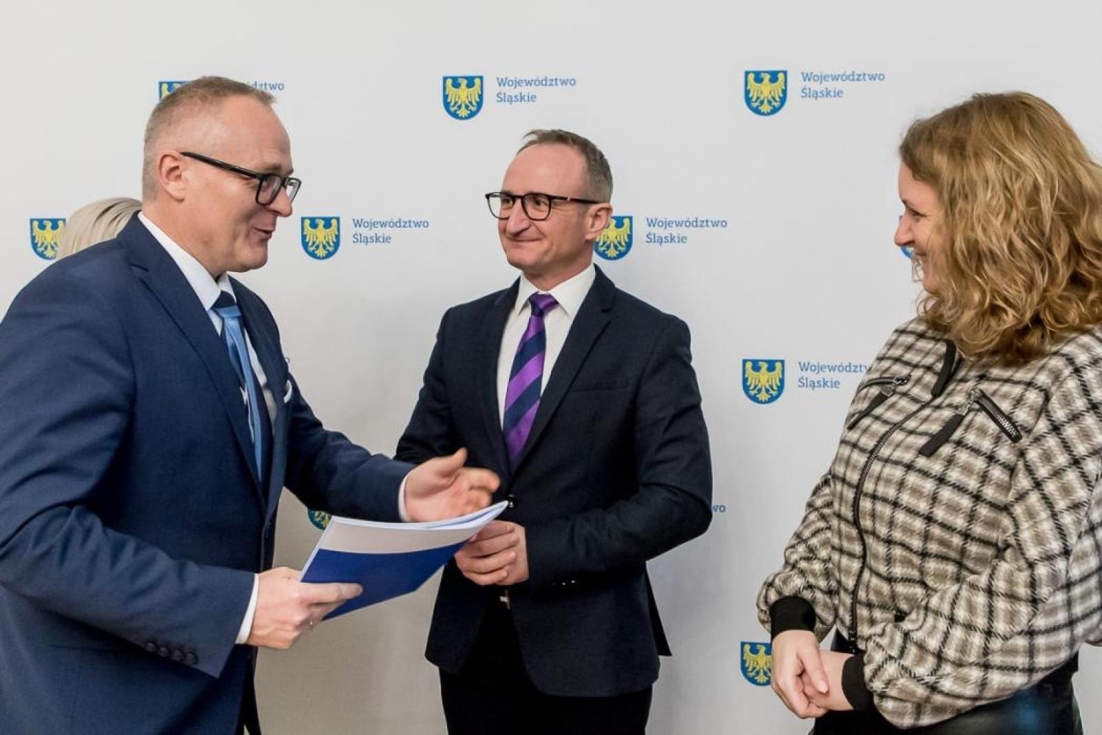 Zdjęcie w galerii na portalu naszraciborz.pl: Gmina Pietrowice Wielkie z inwestycjami w gospodarkę wodno-ściekową i infrastrukturę drogową wiadomości z regionu