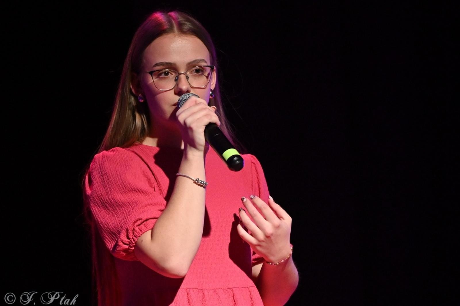 Zdjęcie w galerii na portalu naszraciborz.pl: Bajkowy Koncert zespołu MIRAŻ zachwycił publiczność [FOTO i WIDEO] wiadomości z regionu