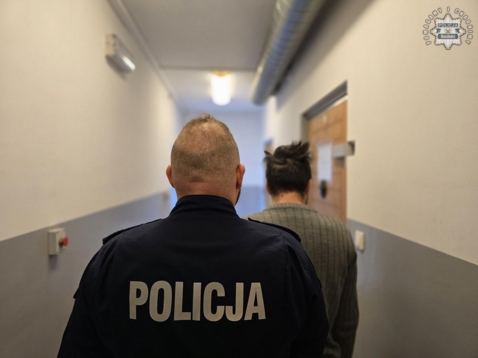 Zdjęcie w galerii na portalu naszraciborz.pl: Krzyżanowice. Złodzieje z Czech zatrzymani na gorącym uczynku wiadomości z regionu