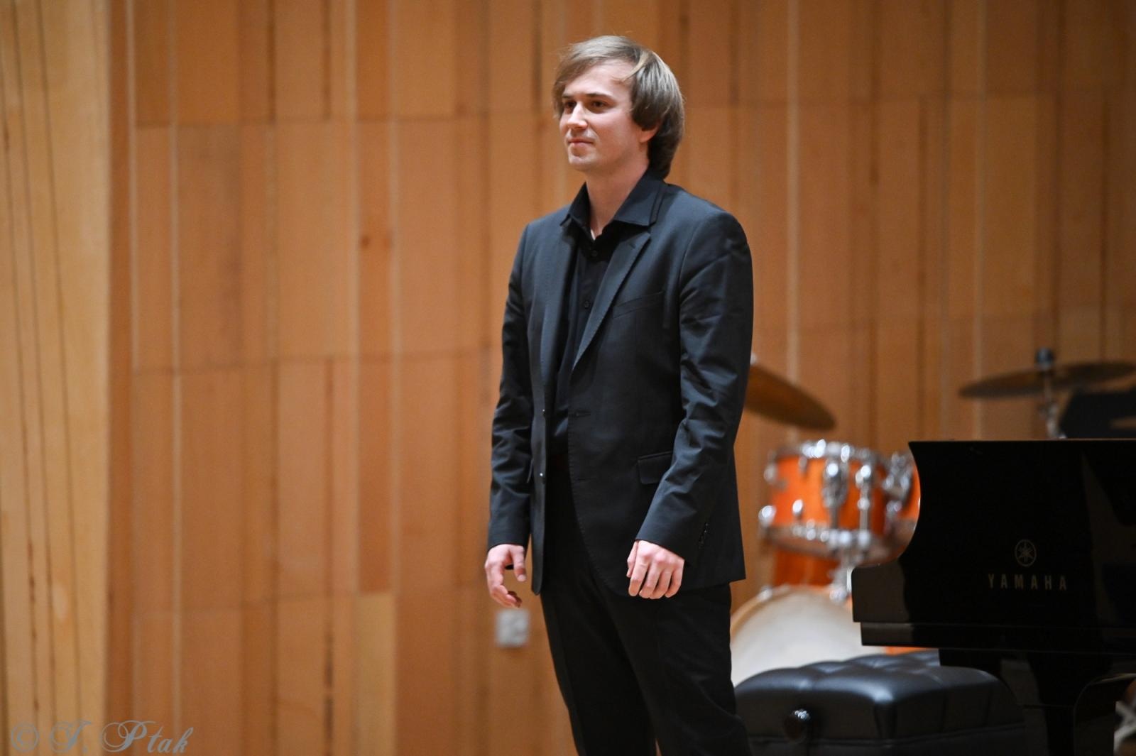 Zdjęcie w galerii na portalu naszraciborz.pl: Andrzej Wierciński wystąpił w Raciborzu [FOTO i WIDEO] wiadomości z regionu