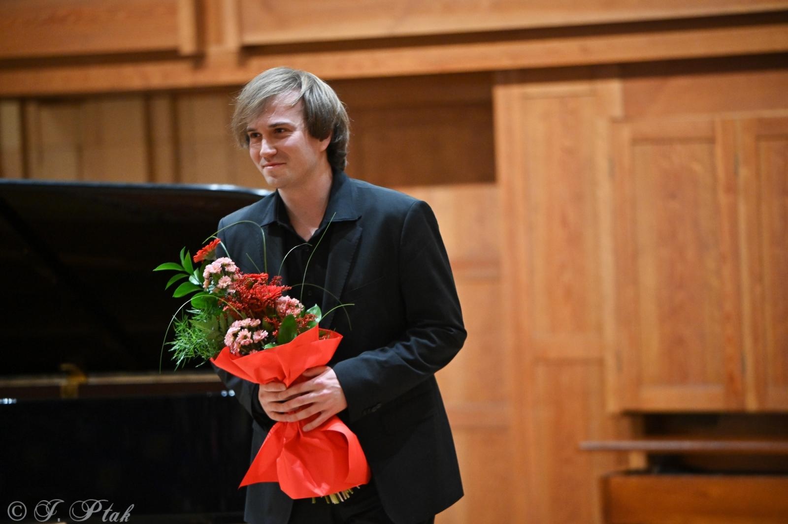 Zdjęcie w galerii na portalu naszraciborz.pl: Andrzej Wierciński wystąpił w Raciborzu [FOTO i WIDEO] wiadomości z regionu