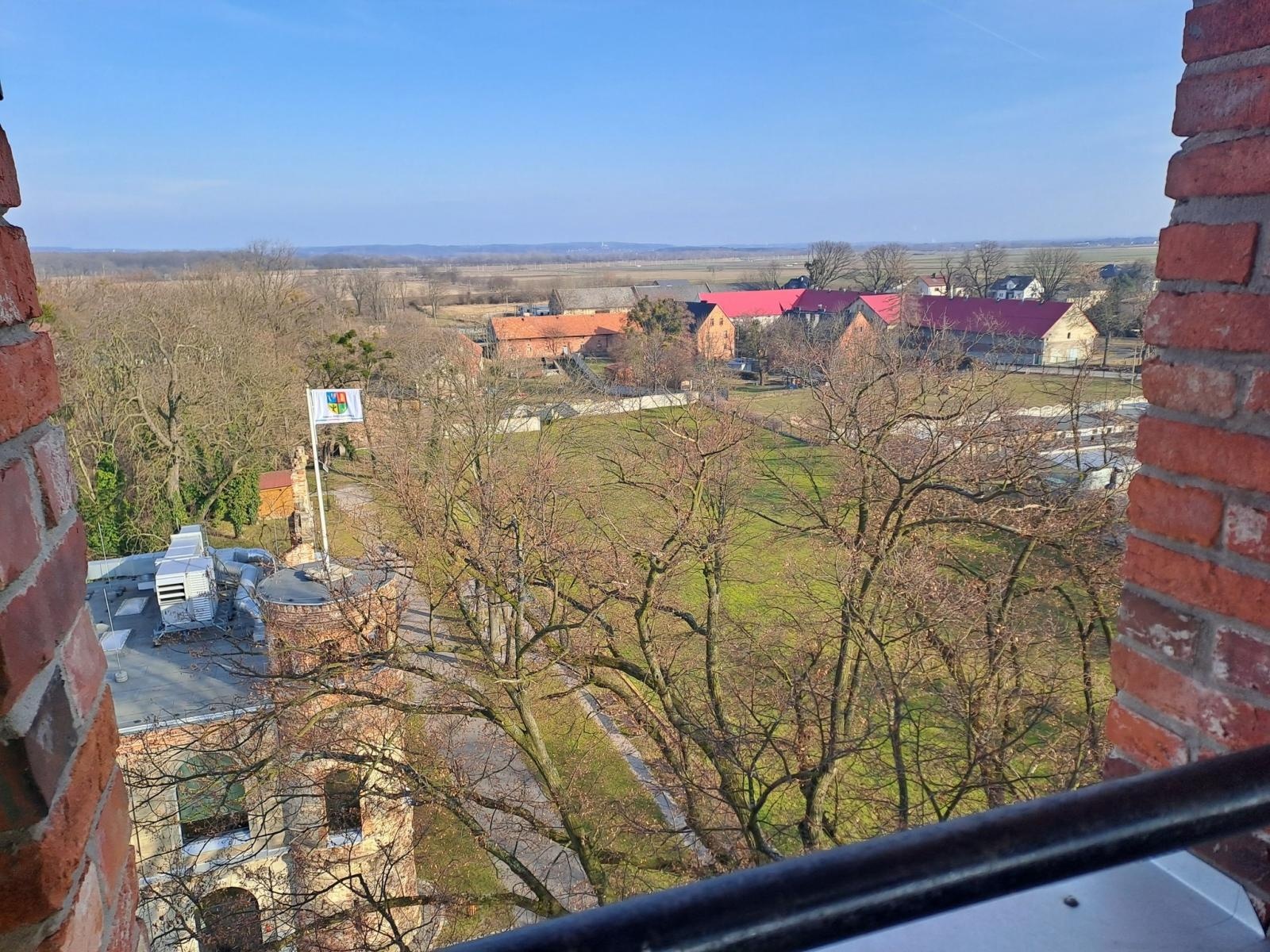 Zdjęcie w galerii na portalu naszraciborz.pl: Patrz, jak nadchodzi wiosna z wieży w Tworkowie wiadomości z regionu