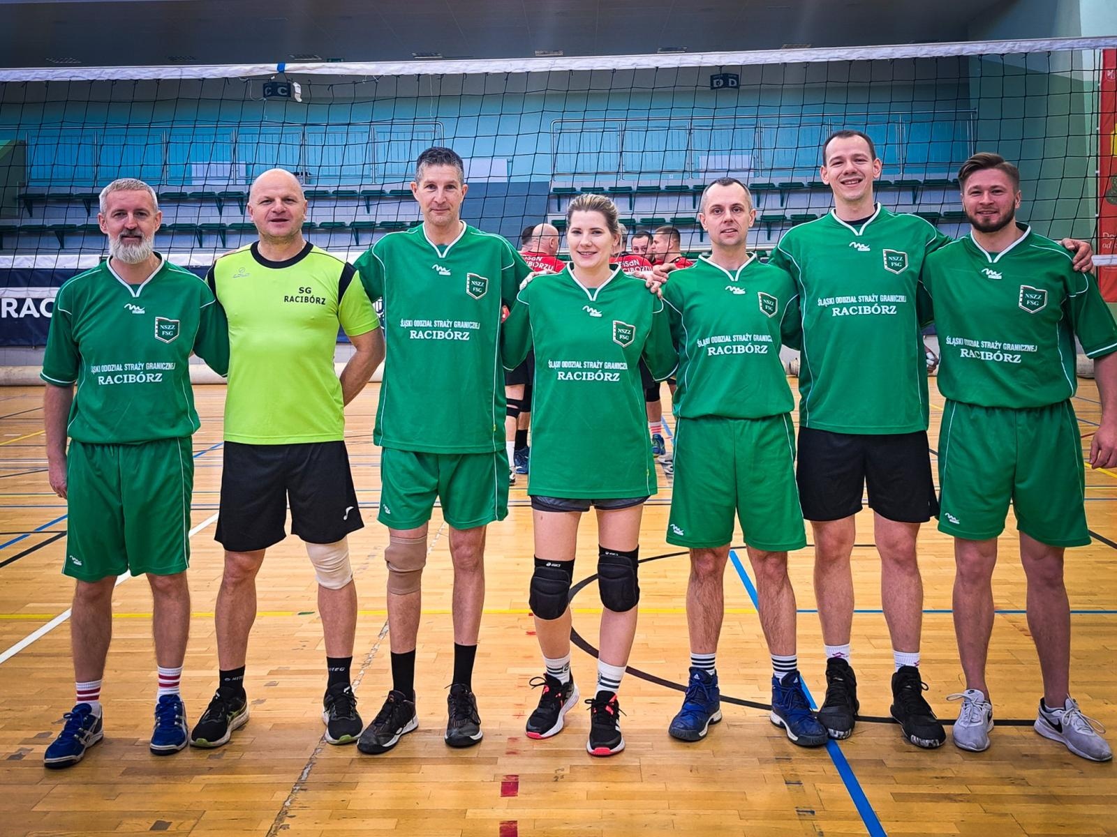 Zdjęcie w galerii na portalu naszraciborz.pl: Zakład Karny Racibórz triumfuje w XII Turnieju Siatkarskim Zakładów Pracy i Służb Mundurowych [FOTO i WIDEO] wiadomości z regionu