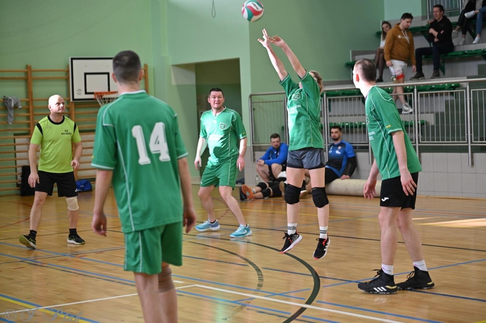 Zdjęcie w galerii na portalu naszraciborz.pl: Zakład Karny Racibórz triumfuje w XII Turnieju Siatkarskim Zakładów Pracy i Służb Mundurowych [FOTO i WIDEO] wiadomości z regionu