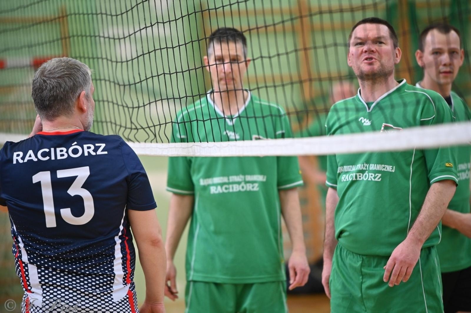 Zdjęcie w galerii na portalu naszraciborz.pl: Zakład Karny Racibórz triumfuje w XII Turnieju Siatkarskim Zakładów Pracy i Służb Mundurowych [FOTO i WIDEO] wiadomości z regionu
