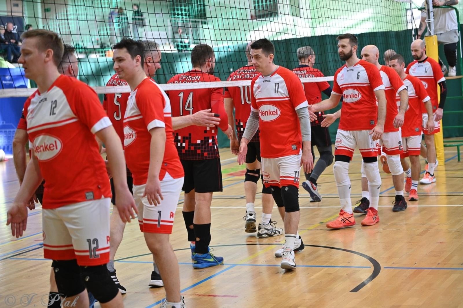Zdjęcie w galerii na portalu naszraciborz.pl: Zakład Karny Racibórz triumfuje w XII Turnieju Siatkarskim Zakładów Pracy i Służb Mundurowych [FOTO i WIDEO] wiadomości z regionu