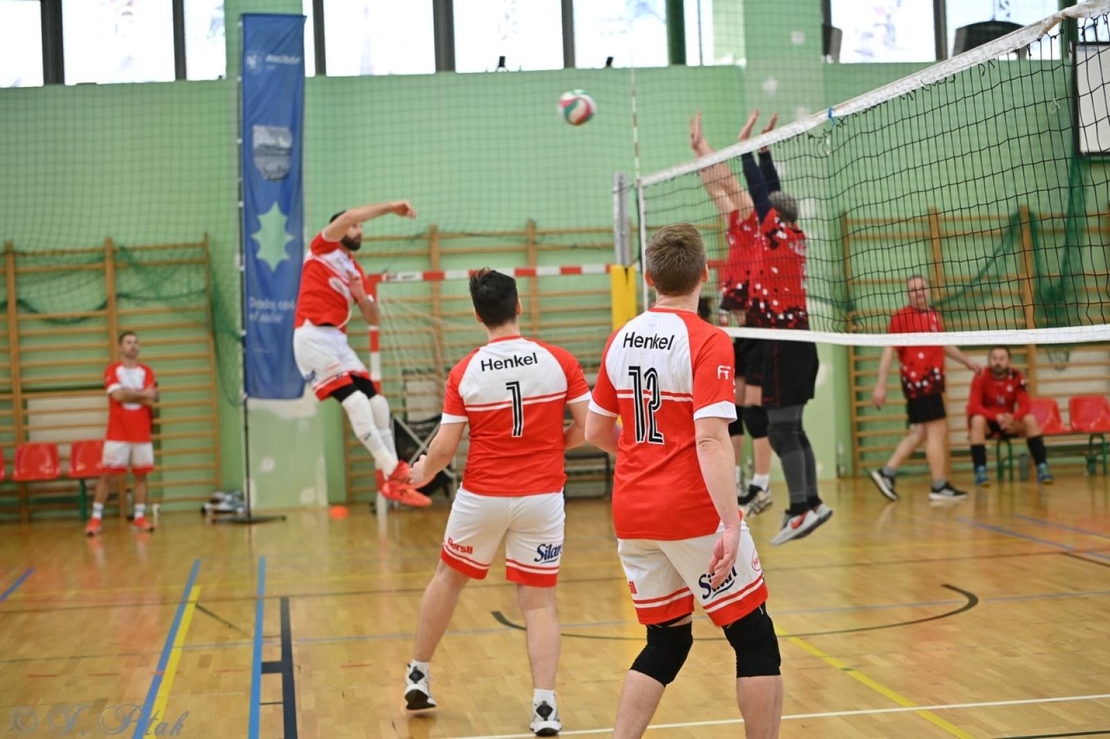 Zdjęcie w galerii na portalu naszraciborz.pl: Zakład Karny Racibórz triumfuje w XII Turnieju Siatkarskim Zakładów Pracy i Służb Mundurowych [FOTO i WIDEO] wiadomości z regionu