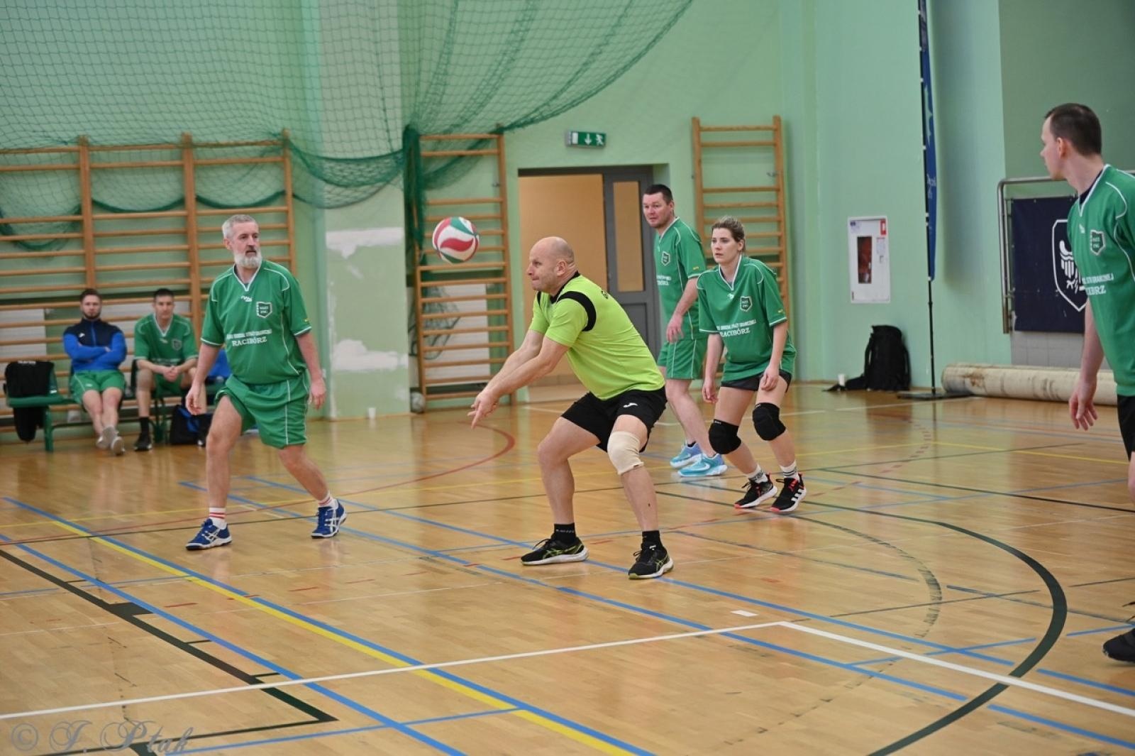 Zdjęcie w galerii na portalu naszraciborz.pl: Zakład Karny Racibórz triumfuje w XII Turnieju Siatkarskim Zakładów Pracy i Służb Mundurowych [FOTO i WIDEO] wiadomości z regionu