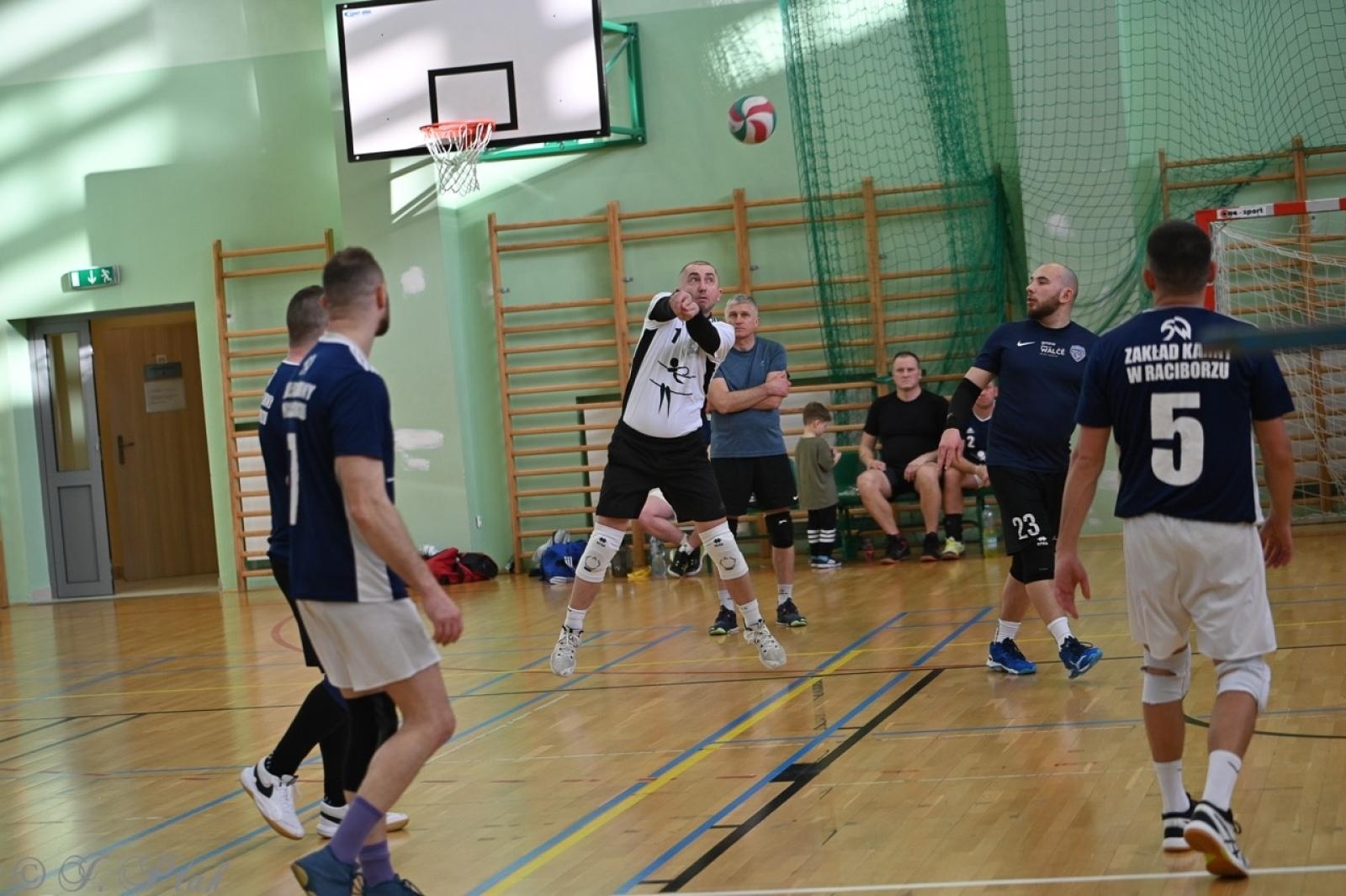 Zdjęcie w galerii na portalu naszraciborz.pl: Zakład Karny Racibórz triumfuje w XII Turnieju Siatkarskim Zakładów Pracy i Służb Mundurowych [FOTO i WIDEO] wiadomości z regionu