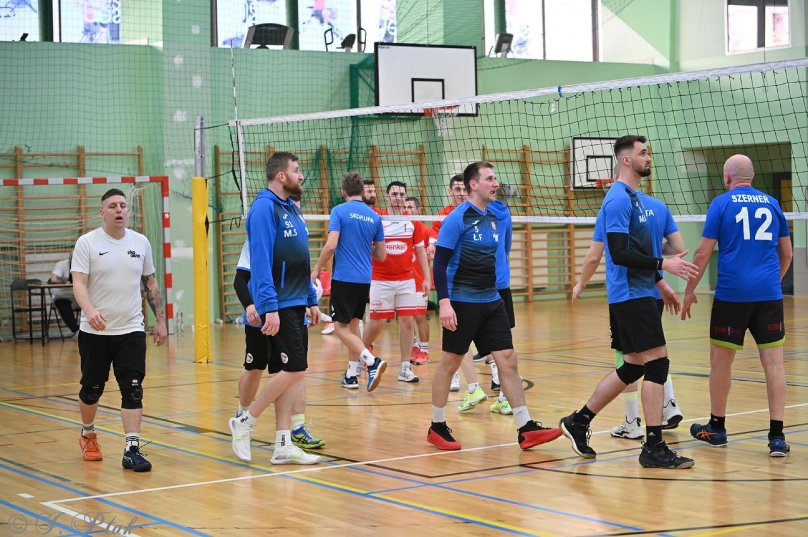 Zdjęcie w galerii na portalu naszraciborz.pl: Zakład Karny Racibórz triumfuje w XII Turnieju Siatkarskim Zakładów Pracy i Służb Mundurowych [FOTO i WIDEO] wiadomości z regionu