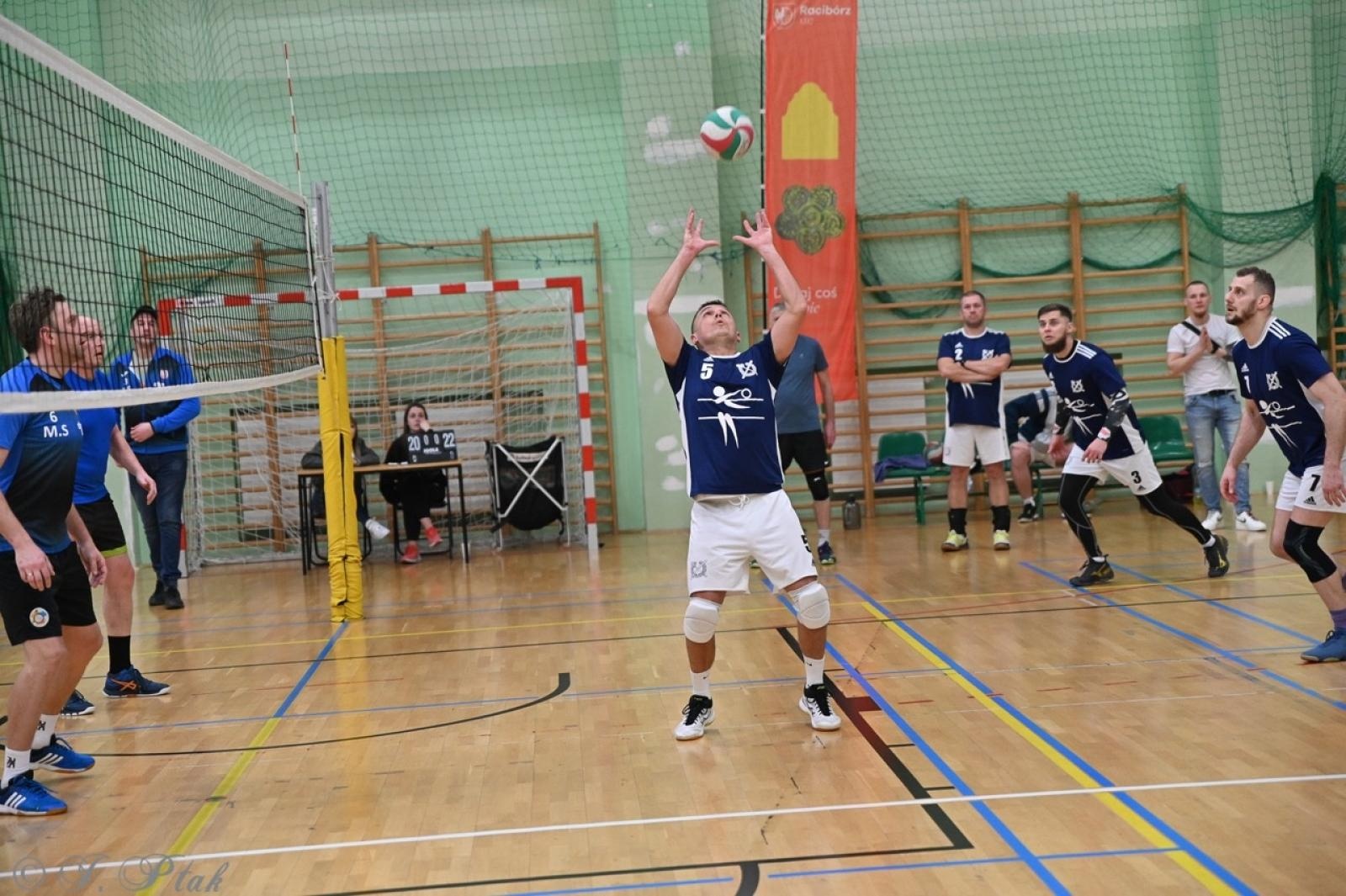 Zdjęcie w galerii na portalu naszraciborz.pl: Zakład Karny Racibórz triumfuje w XII Turnieju Siatkarskim Zakładów Pracy i Służb Mundurowych [FOTO i WIDEO] wiadomości z regionu
