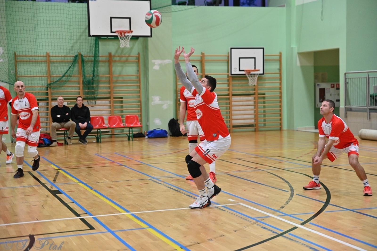 Zdjęcie w galerii na portalu naszraciborz.pl: Zakład Karny Racibórz triumfuje w XII Turnieju Siatkarskim Zakładów Pracy i Służb Mundurowych [FOTO i WIDEO] wiadomości z regionu