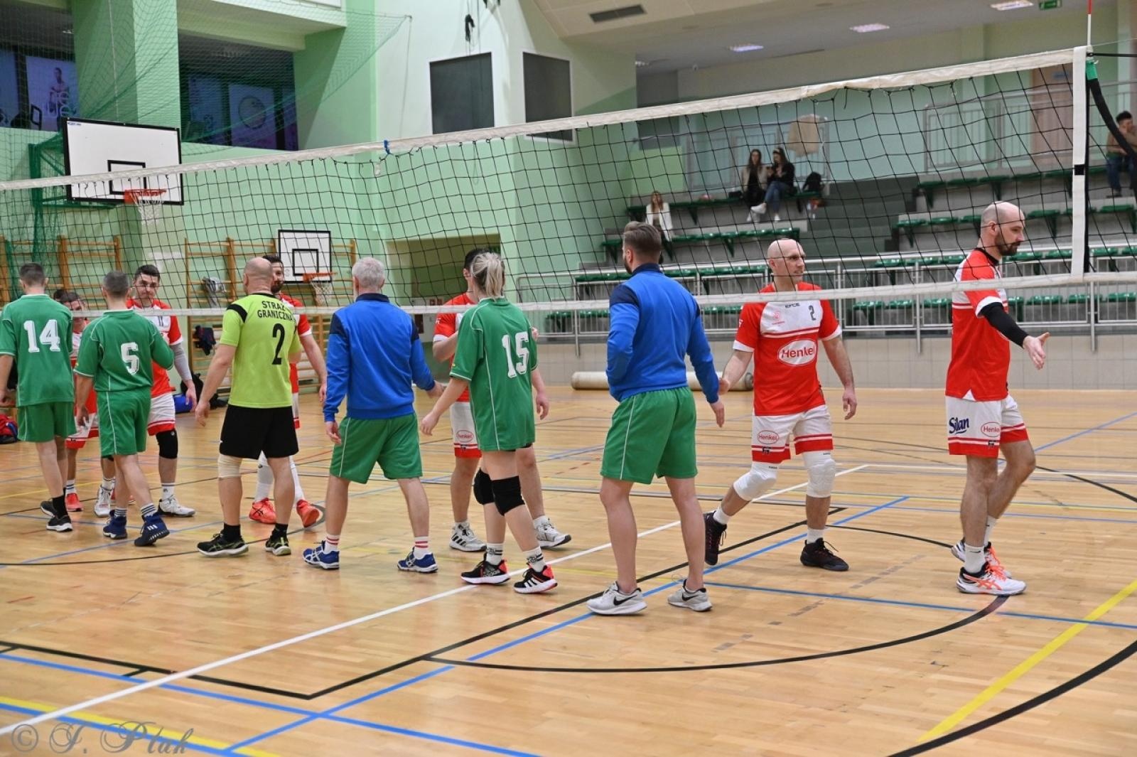 Zdjęcie w galerii na portalu naszraciborz.pl: Zakład Karny Racibórz triumfuje w XII Turnieju Siatkarskim Zakładów Pracy i Służb Mundurowych [FOTO i WIDEO] wiadomości z regionu