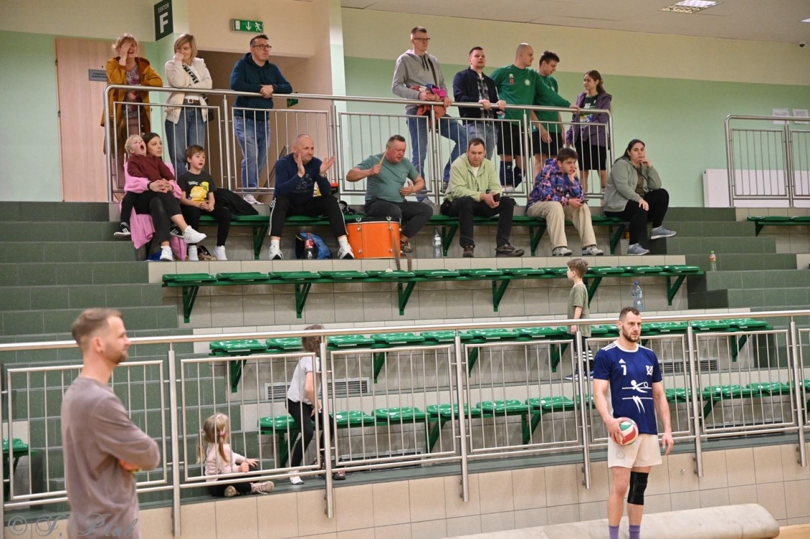 Zdjęcie w galerii na portalu naszraciborz.pl: Zakład Karny Racibórz triumfuje w XII Turnieju Siatkarskim Zakładów Pracy i Służb Mundurowych [FOTO i WIDEO] wiadomości z regionu