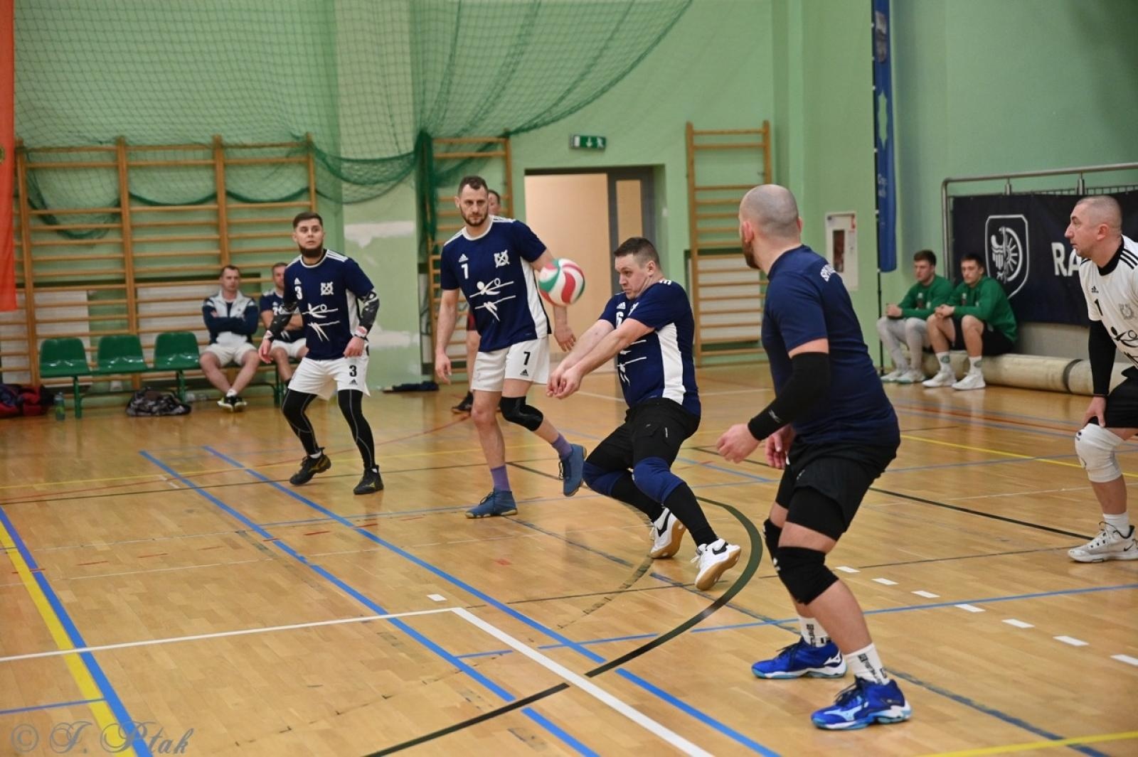 Zdjęcie w galerii na portalu naszraciborz.pl: Zakład Karny Racibórz triumfuje w XII Turnieju Siatkarskim Zakładów Pracy i Służb Mundurowych [FOTO i WIDEO] wiadomości z regionu