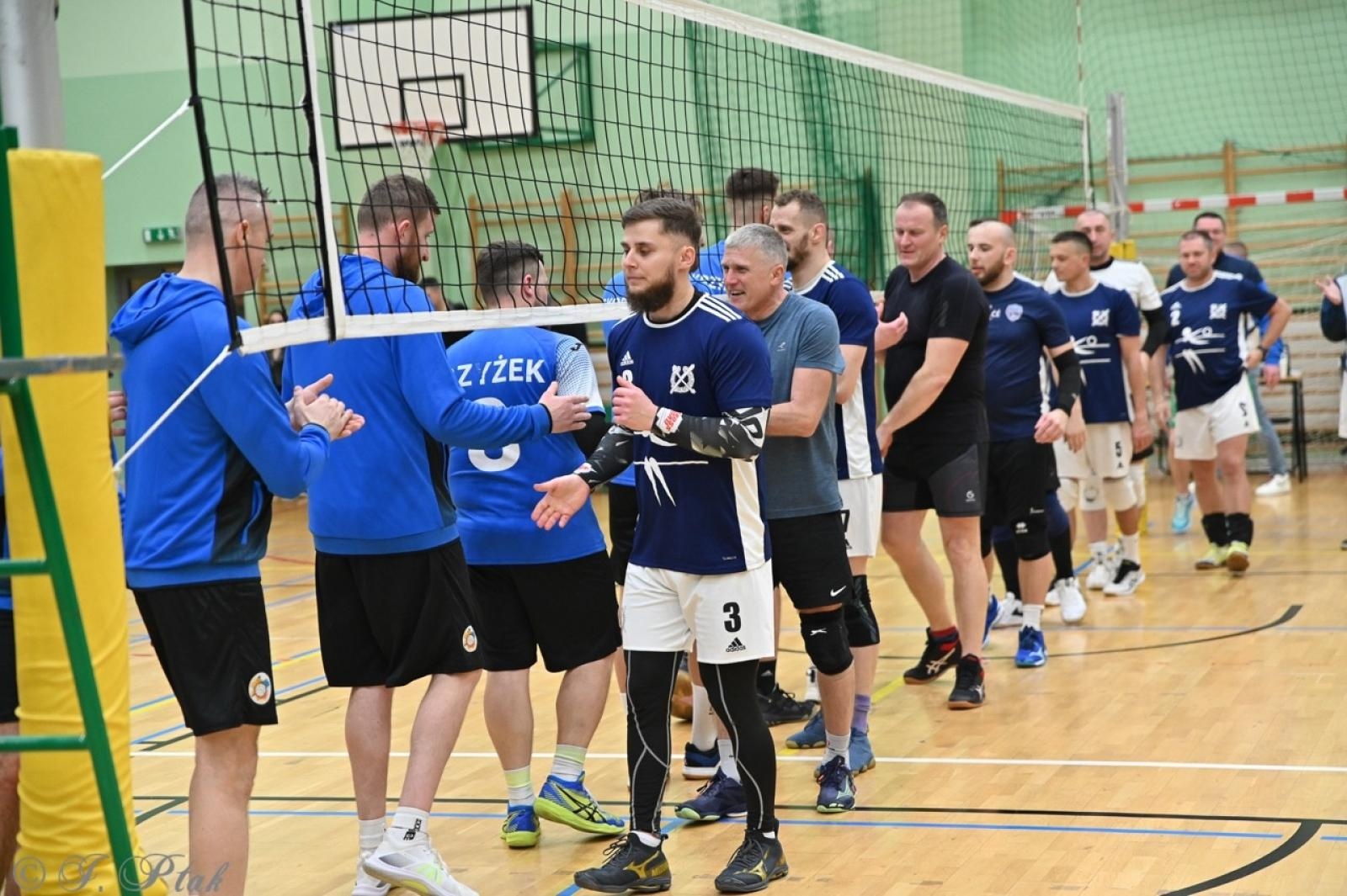 Zdjęcie w galerii na portalu naszraciborz.pl: Zakład Karny Racibórz triumfuje w XII Turnieju Siatkarskim Zakładów Pracy i Służb Mundurowych [FOTO i WIDEO] wiadomości z regionu
