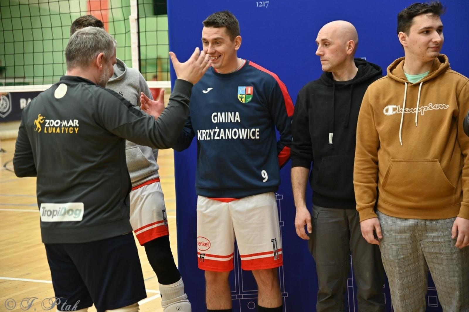 Zdjęcie w galerii na portalu naszraciborz.pl: Zakład Karny Racibórz triumfuje w XII Turnieju Siatkarskim Zakładów Pracy i Służb Mundurowych [FOTO i WIDEO] wiadomości z regionu