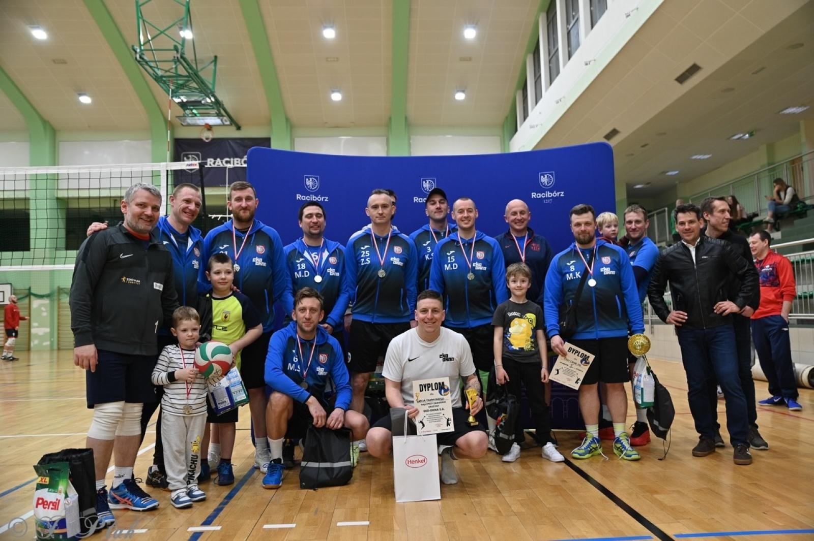 Zdjęcie w galerii na portalu naszraciborz.pl: Zakład Karny Racibórz triumfuje w XII Turnieju Siatkarskim Zakładów Pracy i Służb Mundurowych [FOTO i WIDEO] wiadomości z regionu
