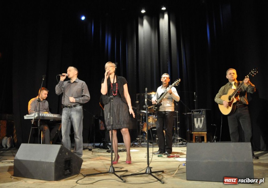 Zdjęcie w galerii na portalu naszraciborz.pl: O człowieku nie świadczy urząd wiadomości z regionu