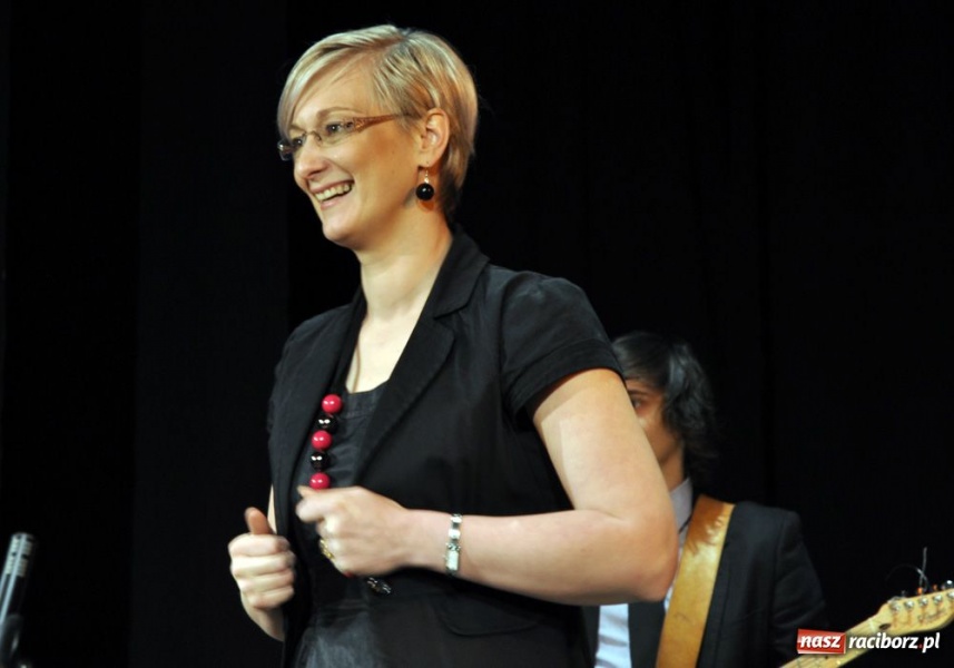 Zdjęcie w galerii na portalu naszraciborz.pl: O człowieku nie świadczy urząd wiadomości z regionu