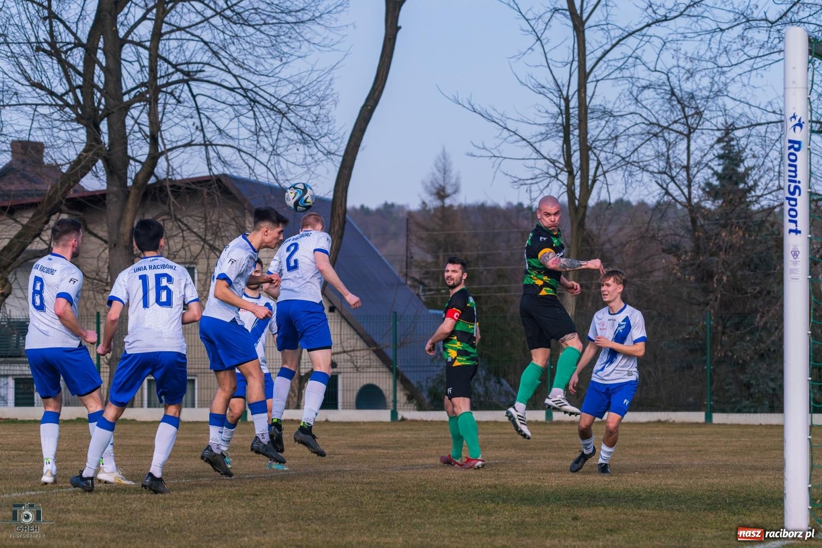 Zdjęcie w galerii na portalu naszraciborz.pl: Unia Racibórz triumfuje w inauguracyjnym meczu rundy wiosennej [FOTO] wiadomości z regionu