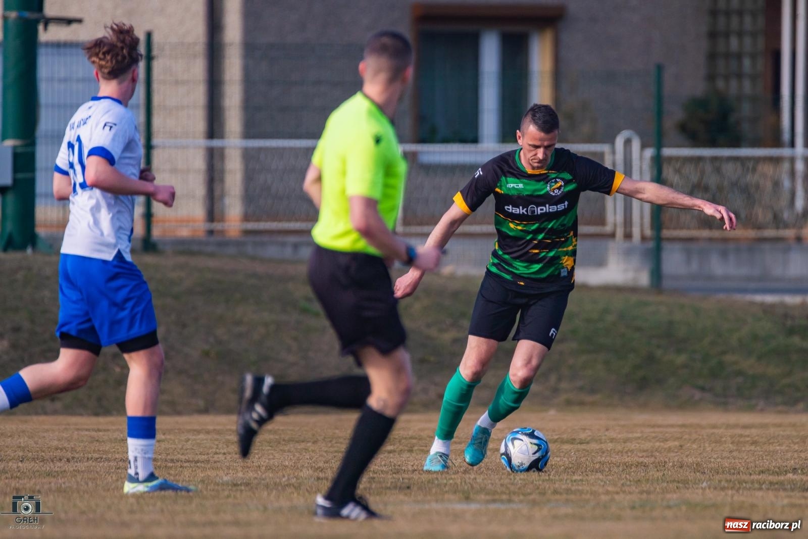 Zdjęcie w galerii na portalu naszraciborz.pl: Unia Racibórz triumfuje w inauguracyjnym meczu rundy wiosennej [FOTO] wiadomości z regionu