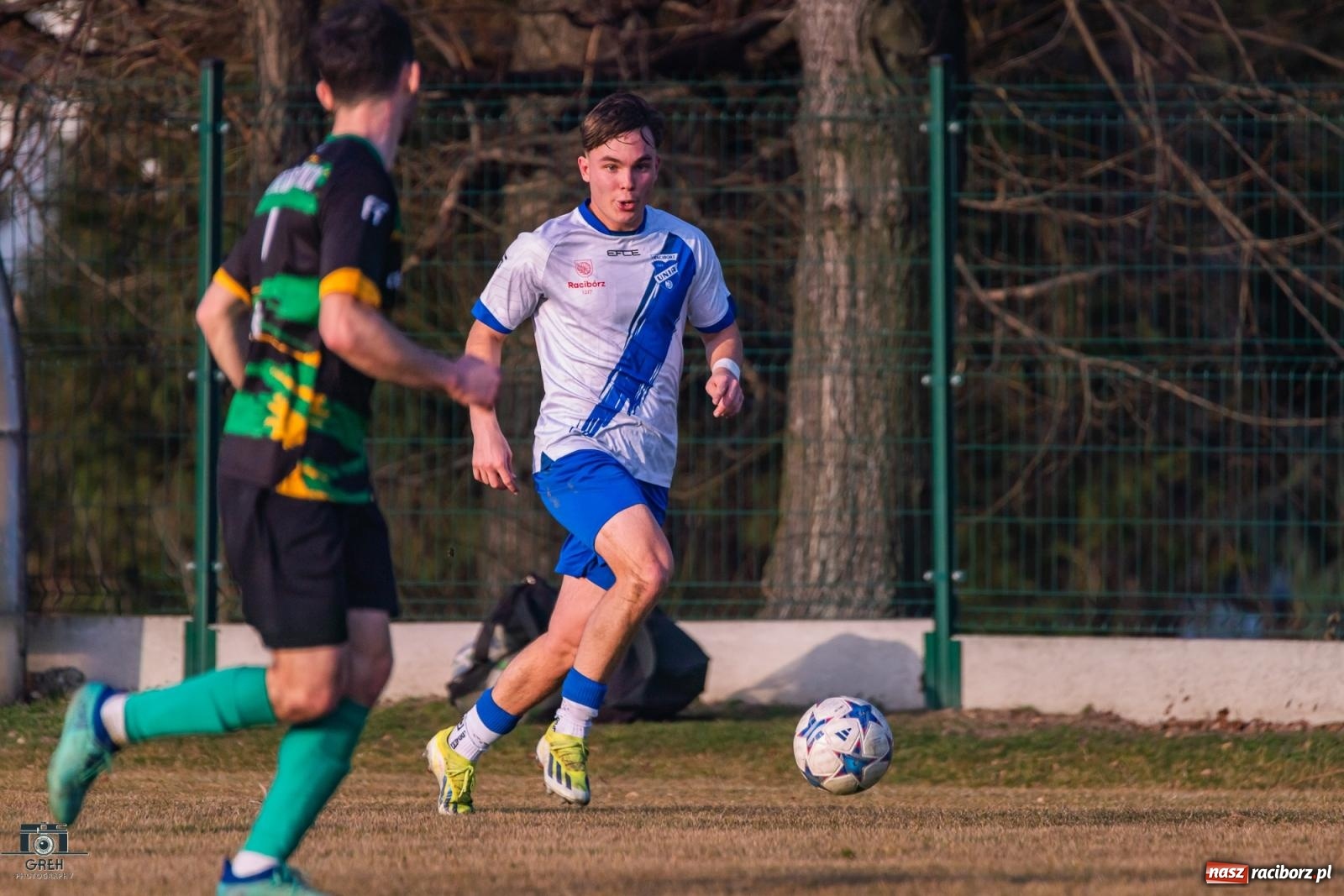 Zdjęcie w galerii na portalu naszraciborz.pl: Unia Racibórz triumfuje w inauguracyjnym meczu rundy wiosennej [FOTO] wiadomości z regionu
