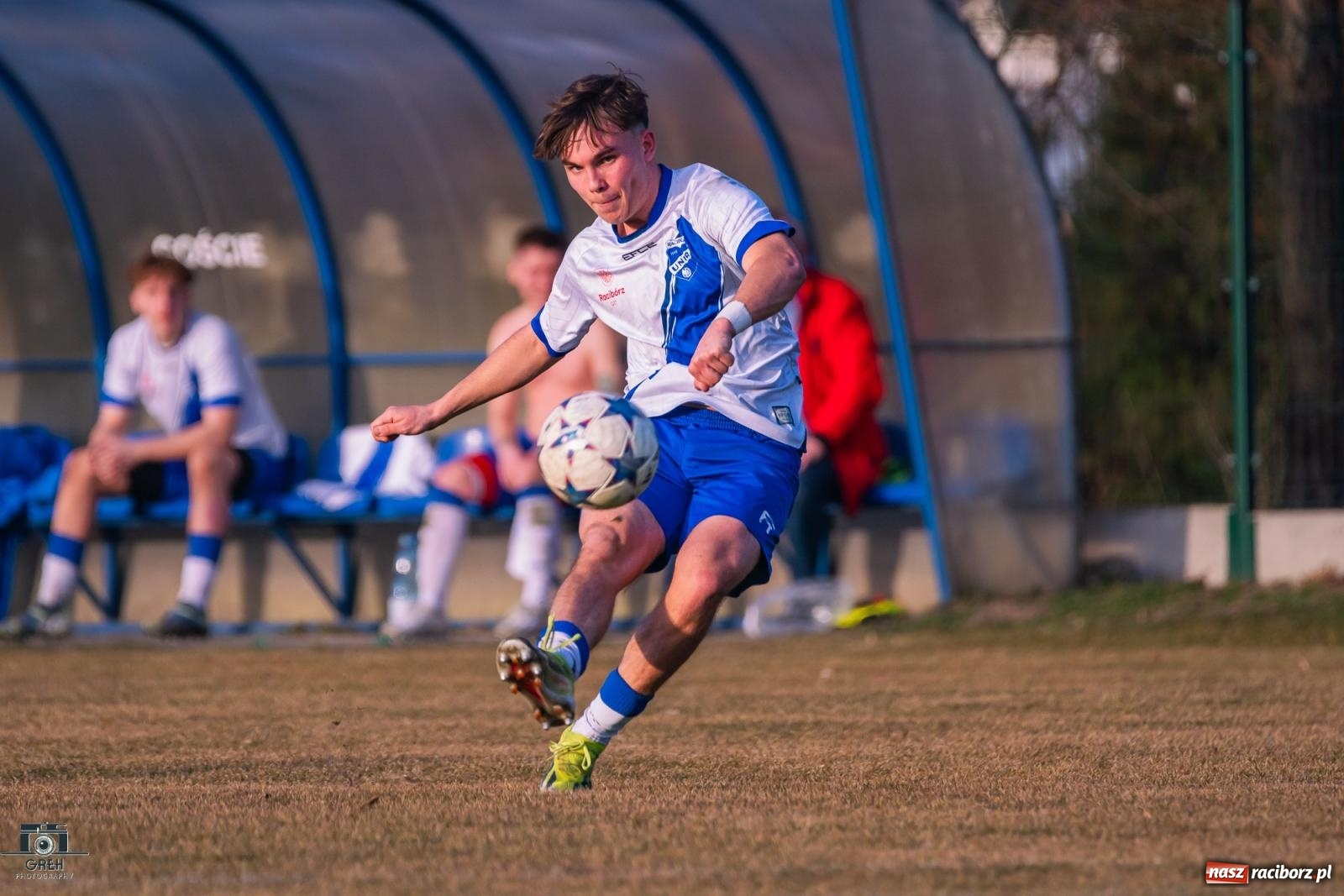 Zdjęcie w galerii na portalu naszraciborz.pl: Unia Racibórz triumfuje w inauguracyjnym meczu rundy wiosennej [FOTO] wiadomości z regionu