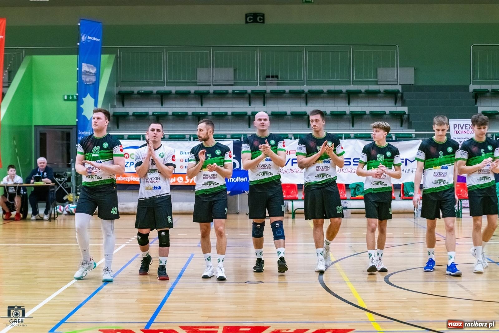 Zdjęcie w galerii na portalu naszraciborz.pl: Do tie-breaka zabrakło niewiele. KS Racibórz uległ Dąbrowie Górniczej [FOTO] wiadomości z regionu