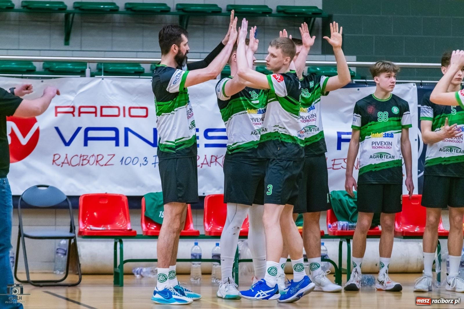 Zdjęcie w galerii na portalu naszraciborz.pl: Do tie-breaka zabrakło niewiele. KS Racibórz uległ Dąbrowie Górniczej [FOTO] wiadomości z regionu