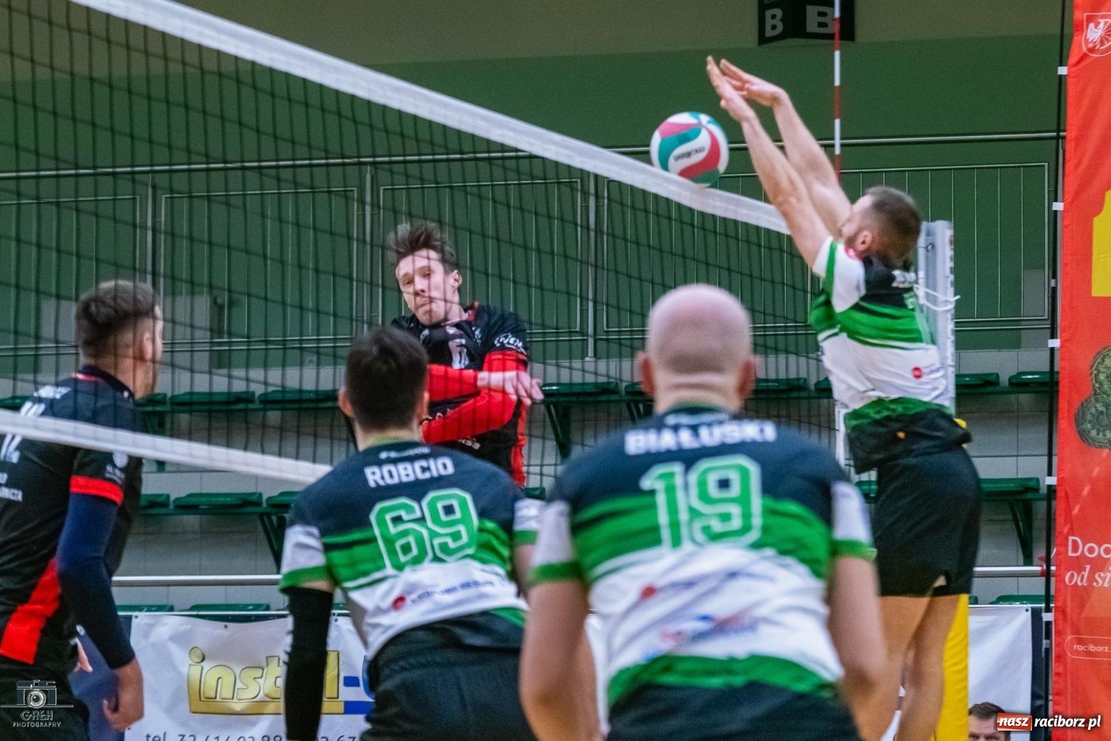 Zdjęcie w galerii na portalu naszraciborz.pl: Do tie-breaka zabrakło niewiele. KS Racibórz uległ Dąbrowie Górniczej [FOTO] wiadomości z regionu