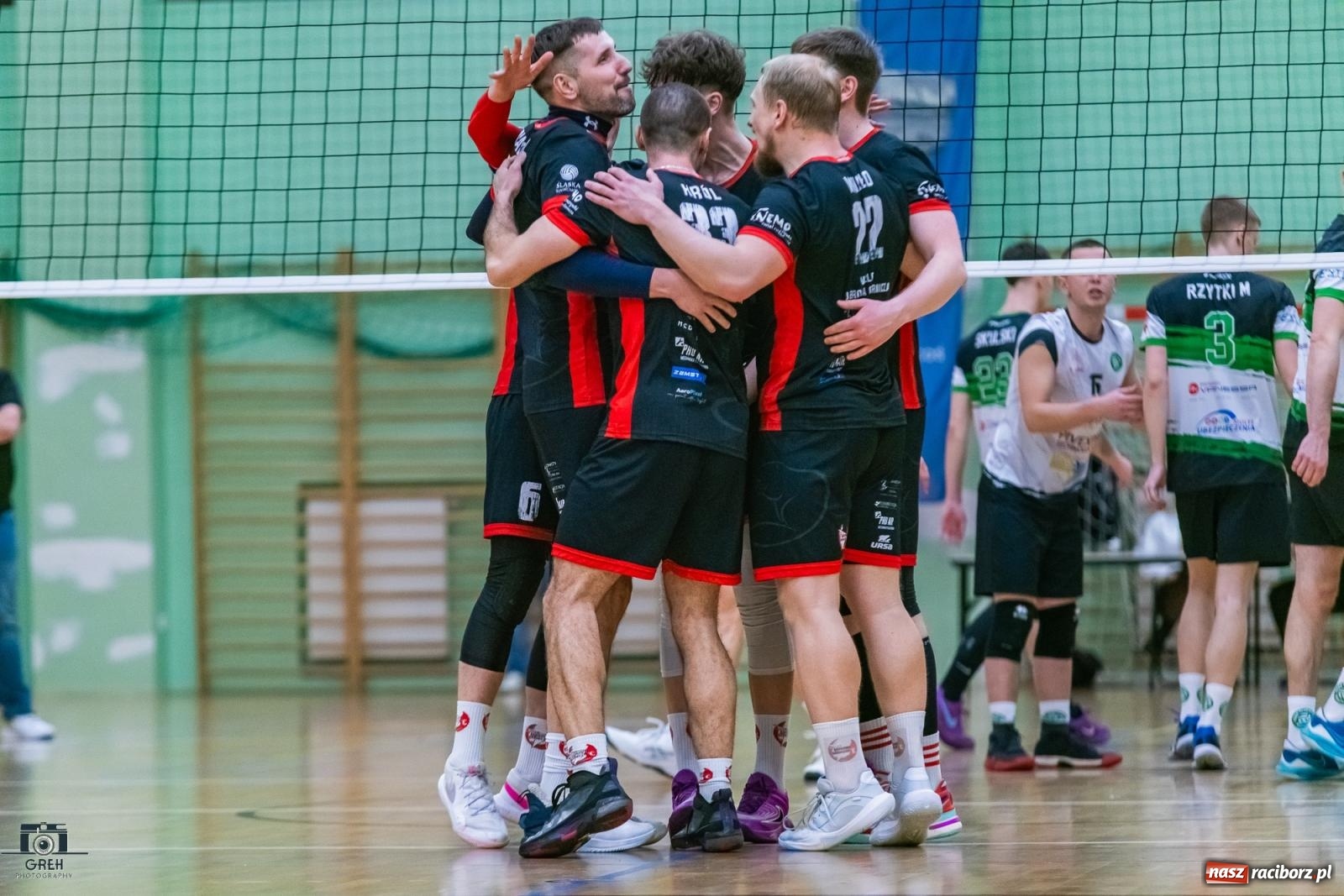 Zdjęcie w galerii na portalu naszraciborz.pl: Do tie-breaka zabrakło niewiele. KS Racibórz uległ Dąbrowie Górniczej [FOTO] wiadomości z regionu