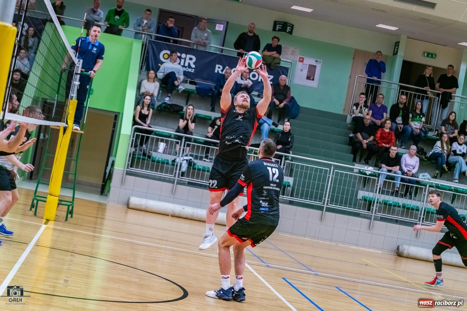 Zdjęcie w galerii na portalu naszraciborz.pl: Do tie-breaka zabrakło niewiele. KS Racibórz uległ Dąbrowie Górniczej [FOTO] wiadomości z regionu