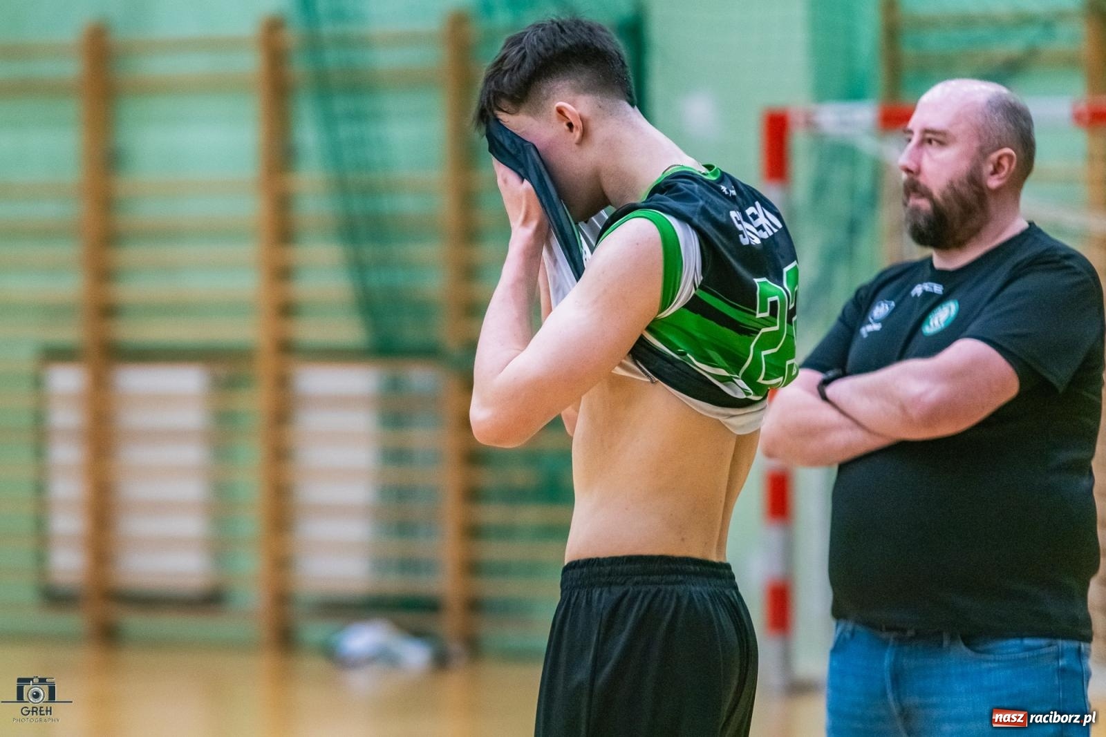 Zdjęcie w galerii na portalu naszraciborz.pl: Do tie-breaka zabrakło niewiele. KS Racibórz uległ Dąbrowie Górniczej [FOTO] wiadomości z regionu