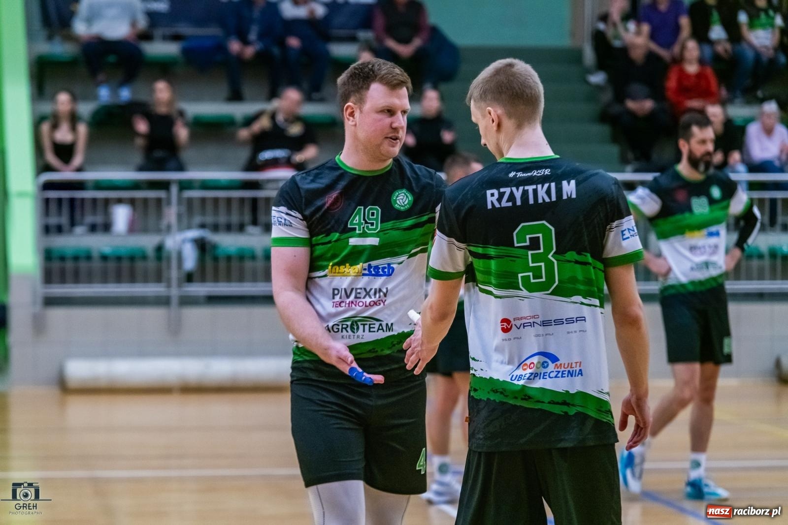 Zdjęcie w galerii na portalu naszraciborz.pl: Do tie-breaka zabrakło niewiele. KS Racibórz uległ Dąbrowie Górniczej [FOTO] wiadomości z regionu