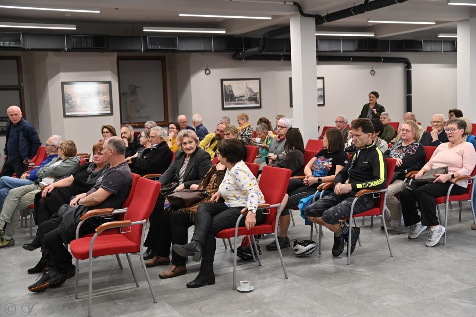Zdjęcie w galerii na portalu naszraciborz.pl: Skarby przyrody i historii Łężczoka – kolejne spotkanie Akademii Leśnika za nami [FOTO i WIDEO] wiadomości z regionu