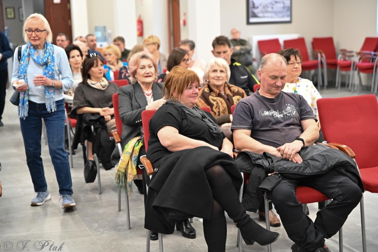 Zdjęcie w galerii na portalu naszraciborz.pl: Skarby przyrody i historii Łężczoka – kolejne spotkanie Akademii Leśnika za nami [FOTO i WIDEO] wiadomości z regionu