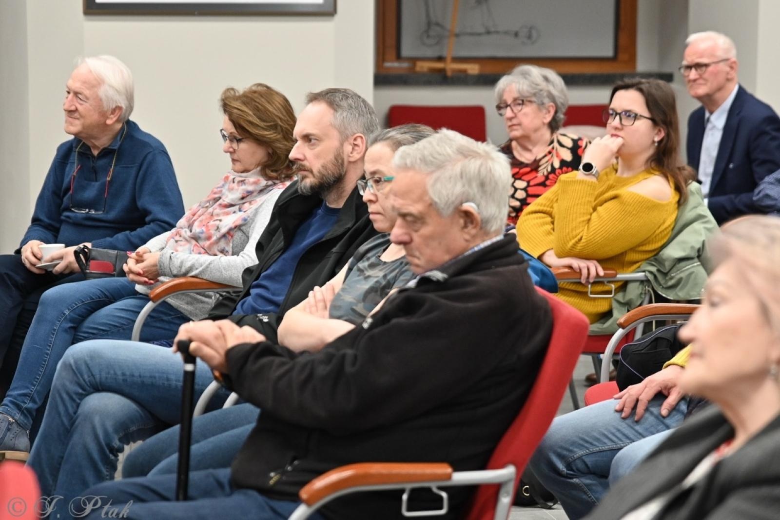Zdjęcie w galerii na portalu naszraciborz.pl: Skarby przyrody i historii Łężczoka – kolejne spotkanie Akademii Leśnika za nami [FOTO i WIDEO] wiadomości z regionu