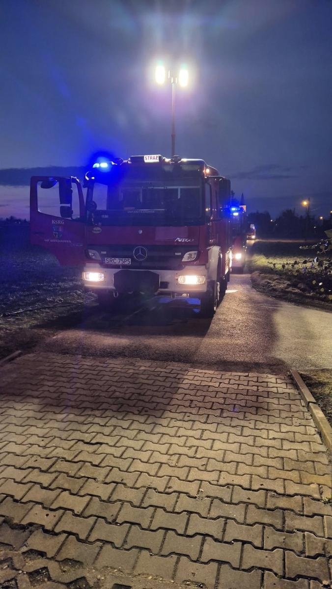 Zdjęcie w galerii na portalu naszraciborz.pl: Interwencje straży pożarnej w powiecie raciborskim - kolizja, brak kontaktu i pożar wiadomości z regionu