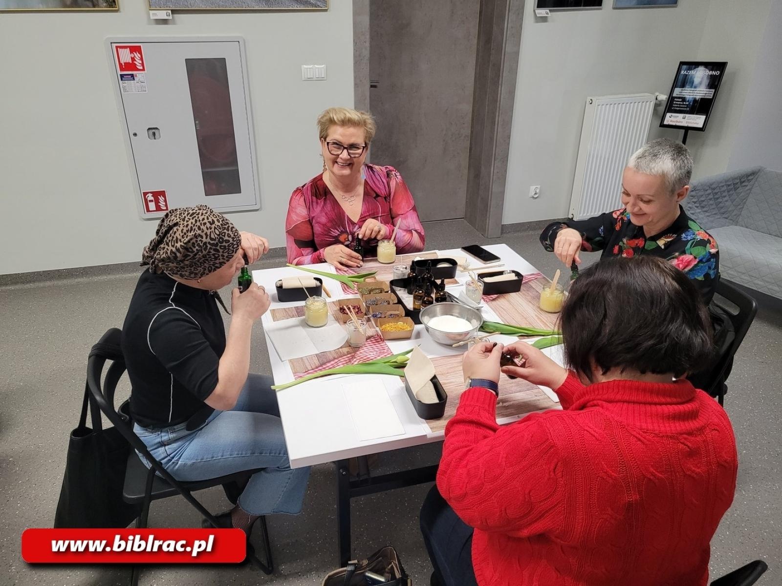 Zdjęcie w galerii na portalu naszraciborz.pl: Piękne w stylu eko z raciborską biblioteką wiadomości z regionu