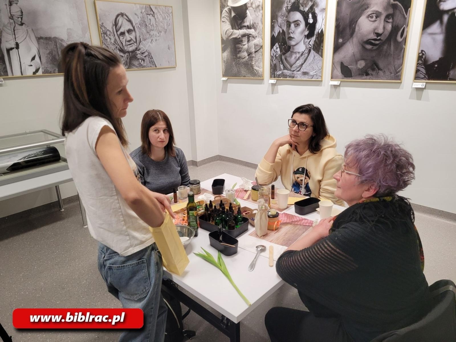 Zdjęcie w galerii na portalu naszraciborz.pl: Piękne w stylu eko z raciborską biblioteką wiadomości z regionu