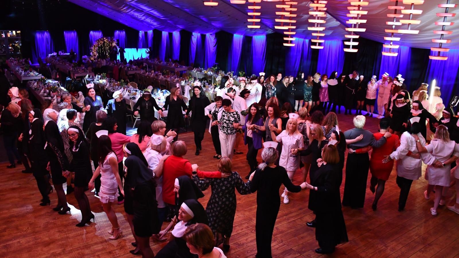 Zdjęcie w galerii na portalu naszraciborz.pl: Największy Babski Comber w regionie w obiekcie eventowym Aquabrax wiadomości z regionu