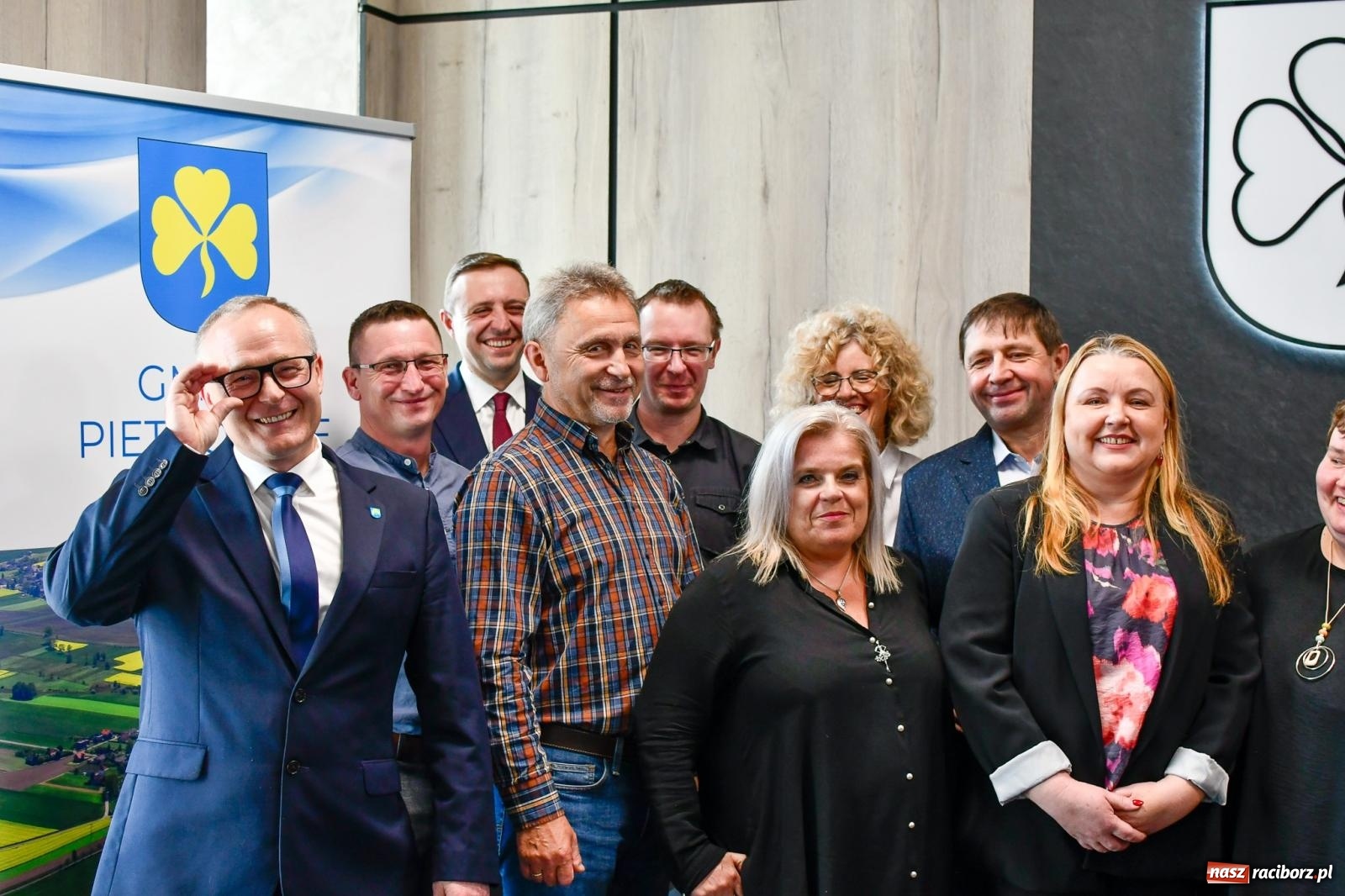 Zdjęcie w galerii na portalu naszraciborz.pl: Urząd Gminy w Pietrowicach Wielkich po metamorfozie [FOTO i WIDEO] wiadomości z regionu