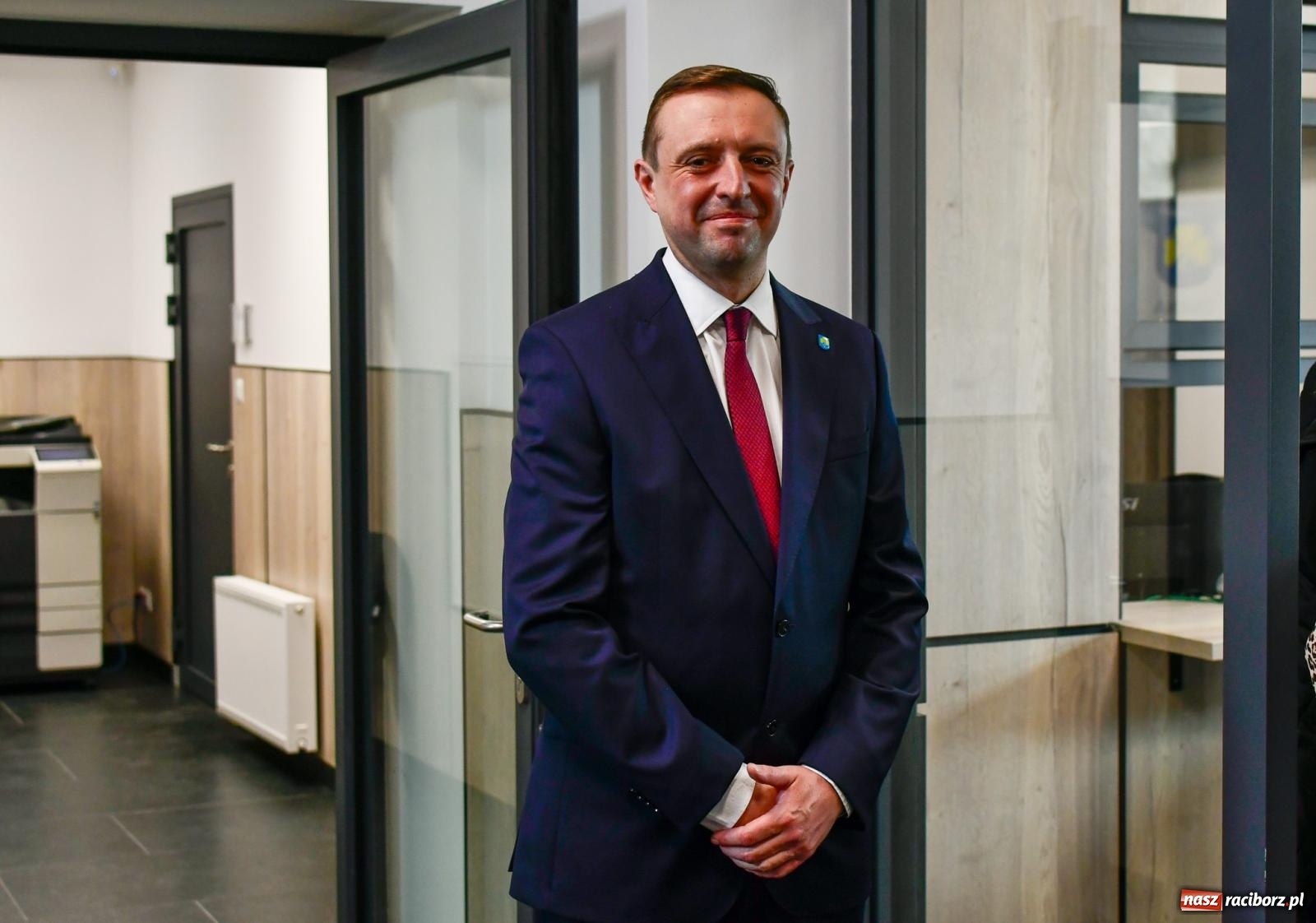 Zdjęcie w galerii na portalu naszraciborz.pl: Urząd Gminy w Pietrowicach Wielkich po metamorfozie [FOTO i WIDEO] wiadomości z regionu