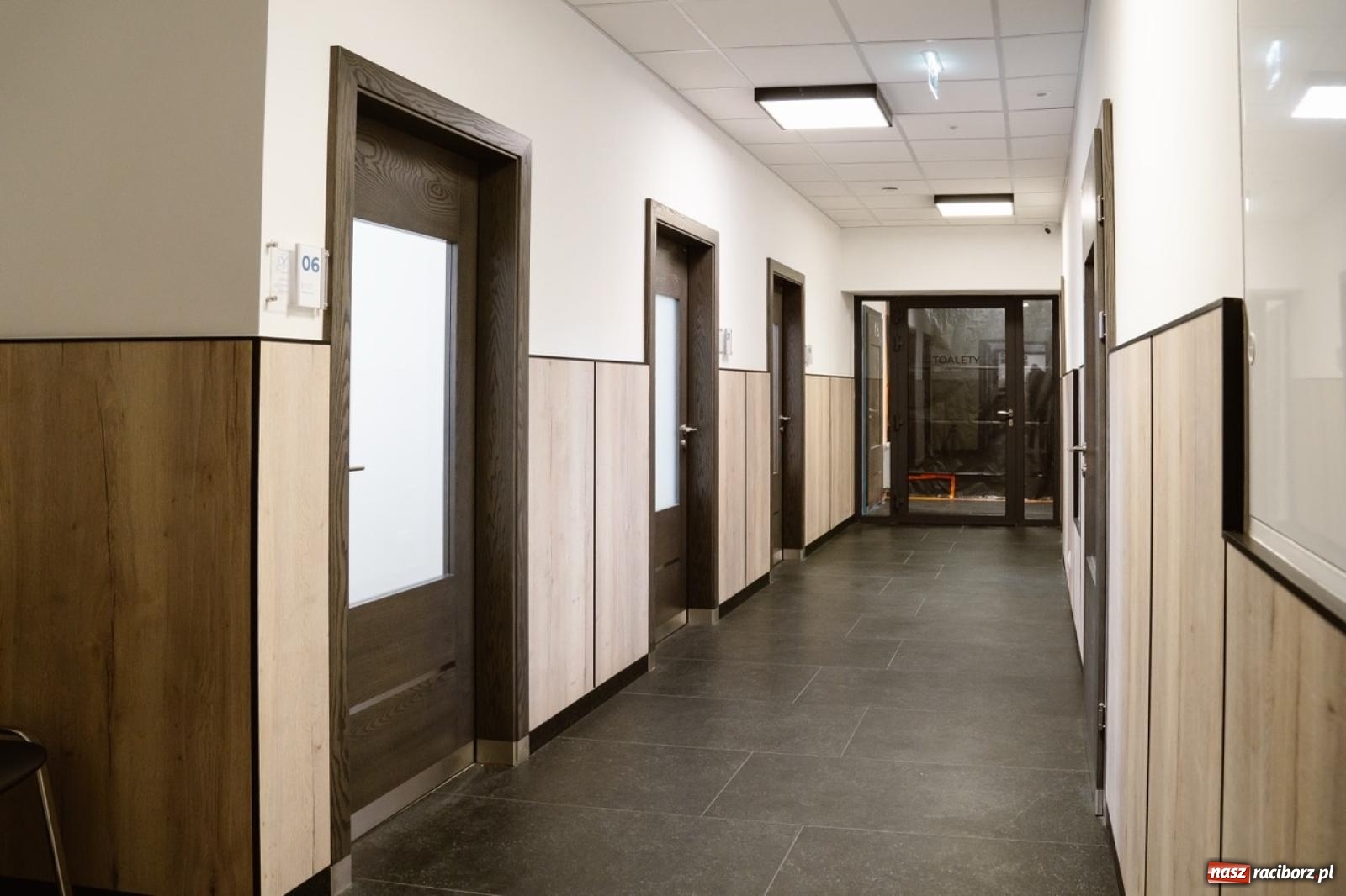 Zdjęcie w galerii na portalu naszraciborz.pl: Urząd Gminy w Pietrowicach Wielkich po metamorfozie [FOTO i WIDEO] wiadomości z regionu